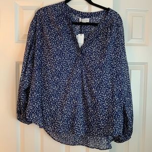 NWT Velvet by Graham and Spencer top